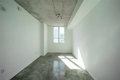 234 NE 3rd Street Miami FL 33132