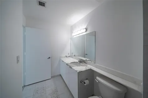 234 NE 3rd Street Miami FL 33132