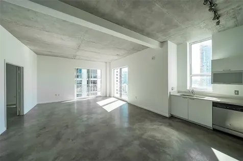 234 NE 3rd Street Miami FL 33132