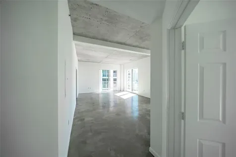 234 NE 3rd Street Miami FL 33132