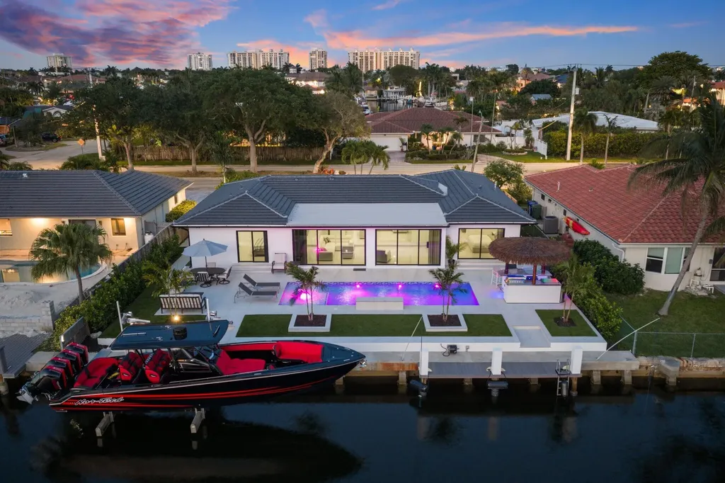 5641 Bayview Drive Fort Lauderdale FL 33308