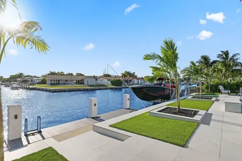 5641 Bayview Drive Fort Lauderdale FL 33308