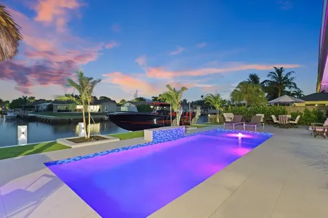 5641 Bayview Drive Fort Lauderdale FL 33308