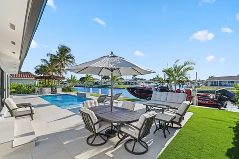 5641 Bayview Drive Fort Lauderdale FL 33308