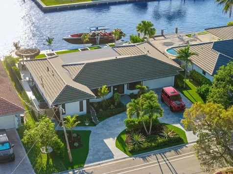 5641 Bayview Drive Fort Lauderdale FL 33308