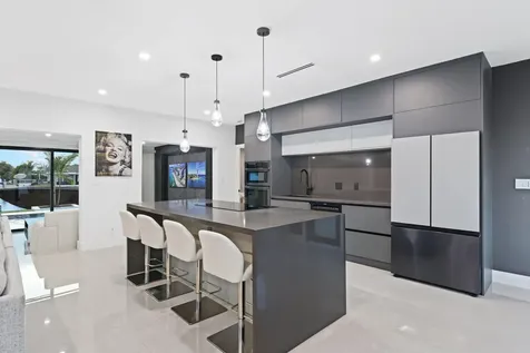 5641 Bayview Drive Fort Lauderdale FL 33308