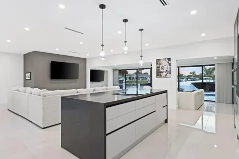 5641 Bayview Drive Fort Lauderdale FL 33308