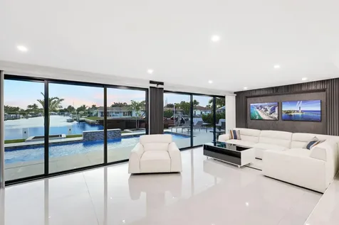 5641 Bayview Drive Fort Lauderdale FL 33308