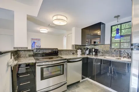 713 Sunset Road West Palm Beach FL 33401