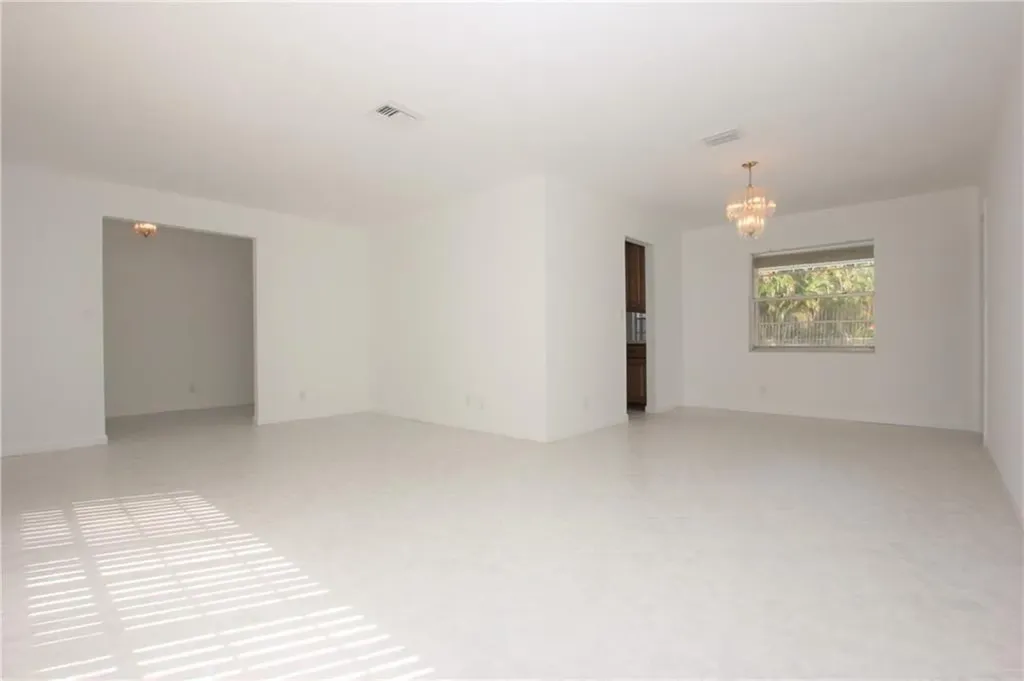 1122 NW 82nd Avenue Coral Springs FL 33071