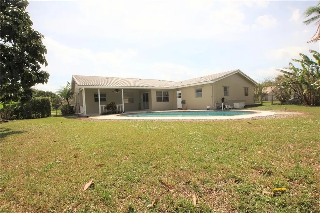 1122 NW 82nd Avenue Coral Springs FL 33071