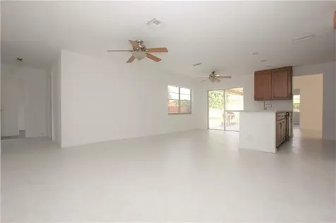 1122 NW 82nd Avenue Coral Springs FL 33071