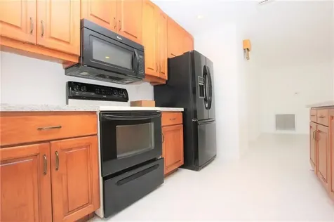 1122 NW 82nd Avenue Coral Springs FL 33071