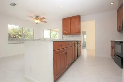 1122 NW 82nd Avenue Coral Springs FL 33071