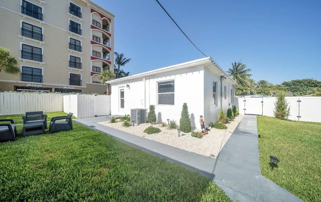 2317 N Ocean Boulevard Fort Lauderdale FL 33305