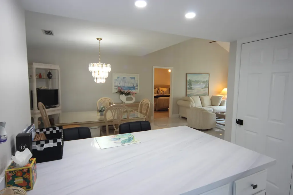 270 Bella Vista Court N Jupiter FL 33477