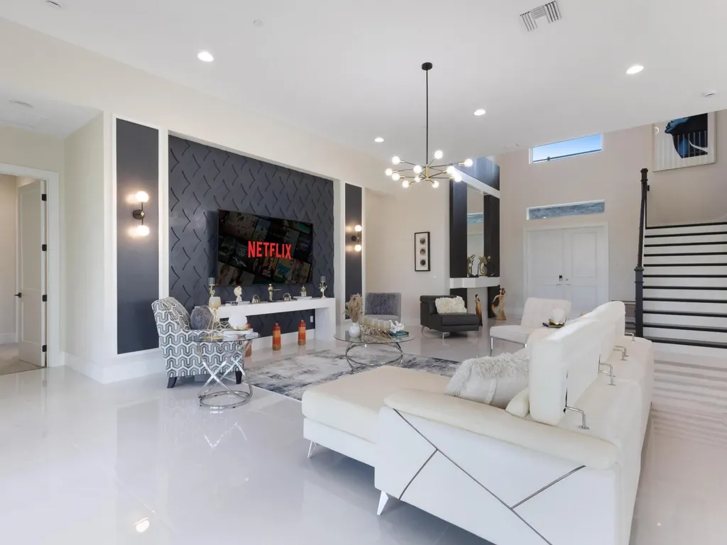 9124 S Coral Isle Circle S Palm Beach Gardens FL 33412