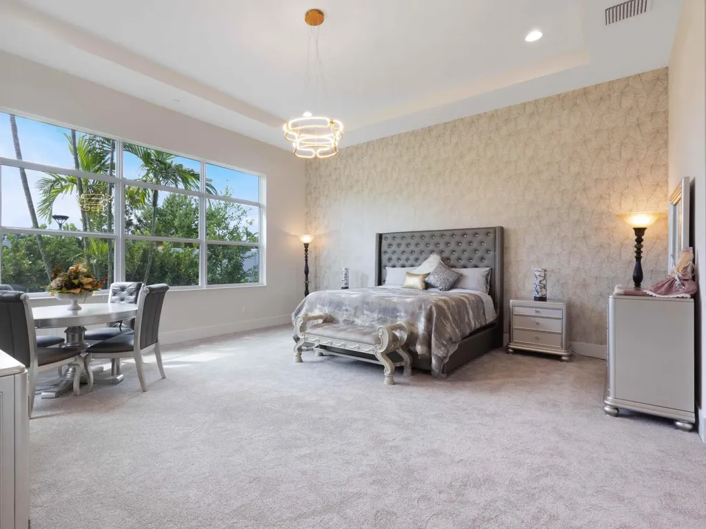 9124 S Coral Isle Circle S Palm Beach Gardens FL 33412