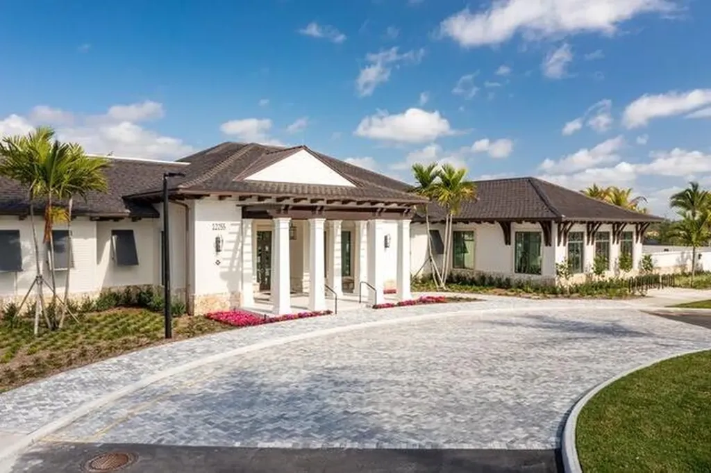 9124 S Coral Isle Circle S Palm Beach Gardens FL 33412
