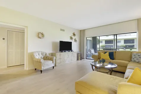 275 S Beach Road Tequesta FL 33469