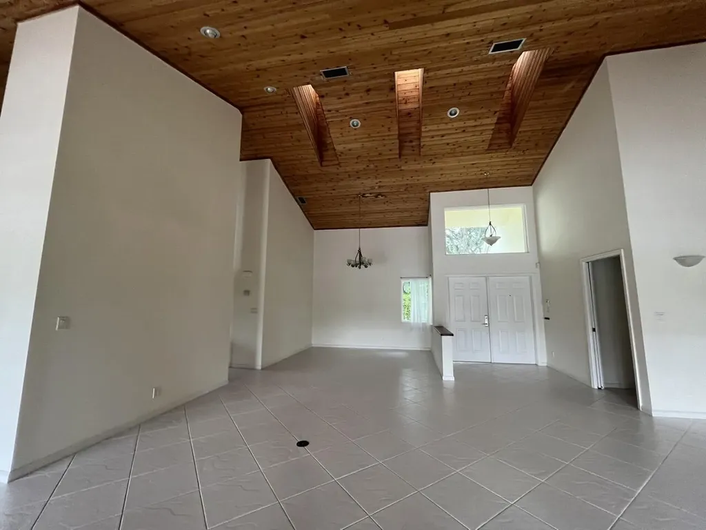 4020 NW 24th Terrace Boca Raton FL 33431