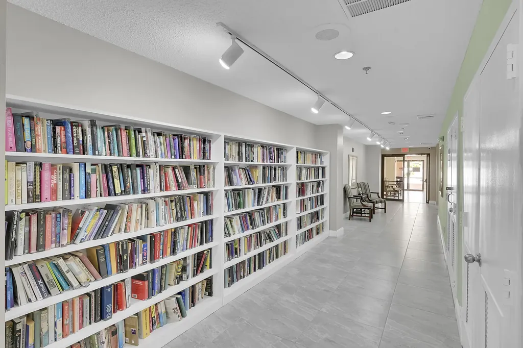 2503 N Nob Hill Road Sunrise FL 33322