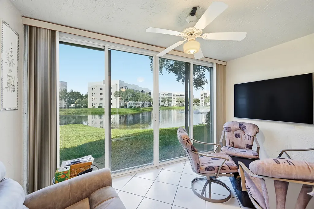 2503 N Nob Hill Road Sunrise FL 33322