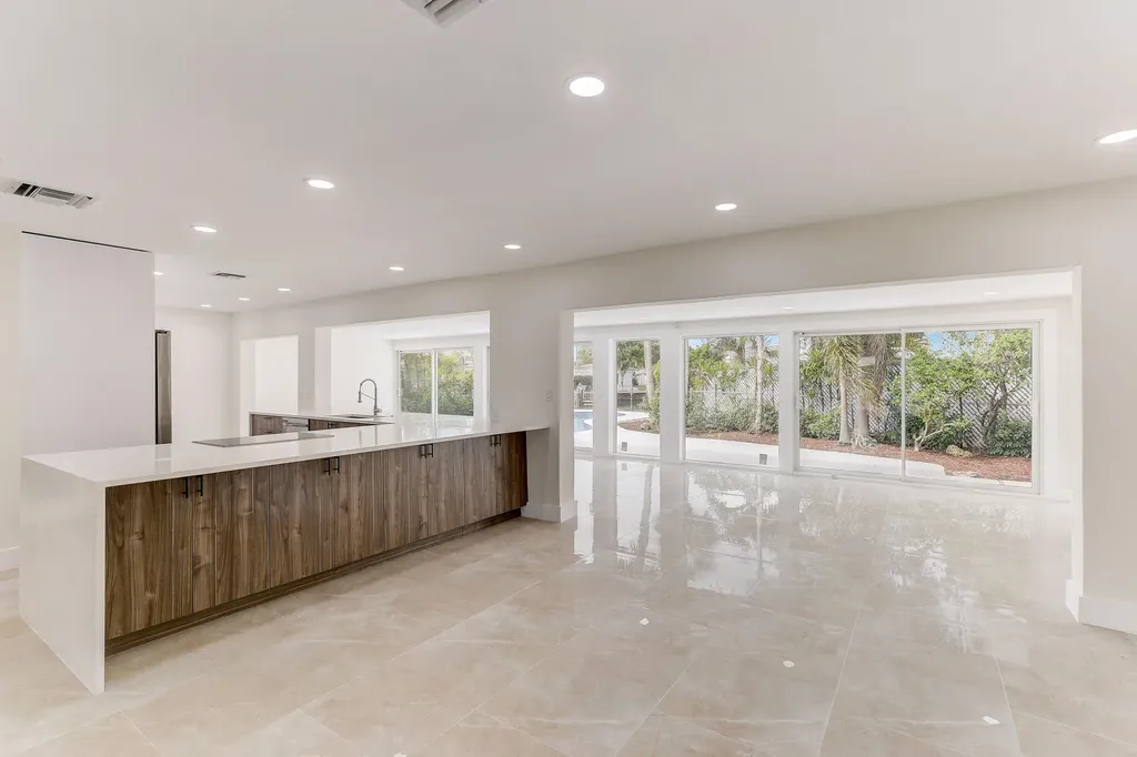 5591 NE 29th Avenue Fort Lauderdale FL 33308