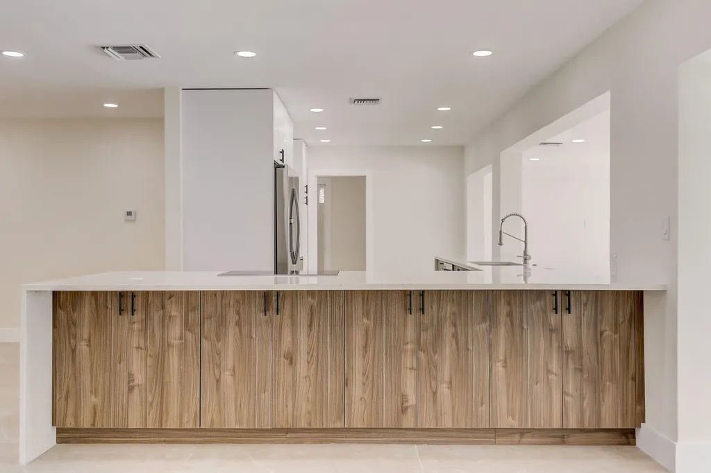 5591 NE 29th Avenue Fort Lauderdale FL 33308