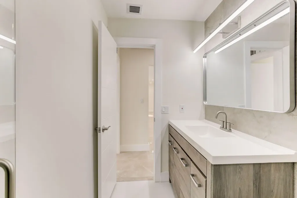 5591 NE 29th Avenue Fort Lauderdale FL 33308