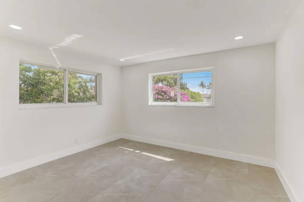 5591 NE 29th Avenue Fort Lauderdale FL 33308