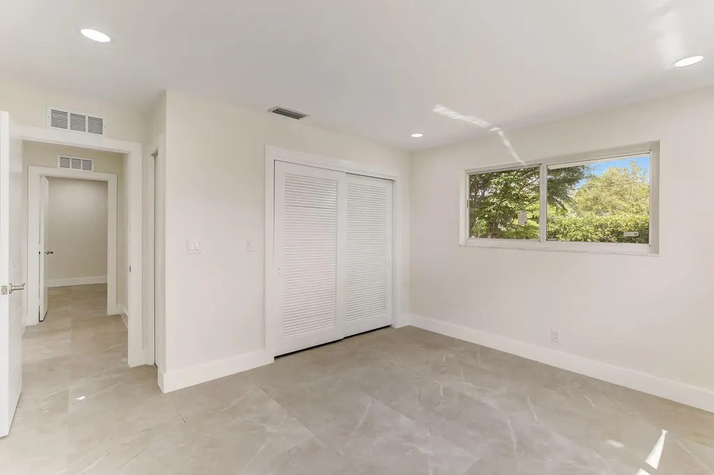 5591 NE 29th Avenue Fort Lauderdale FL 33308