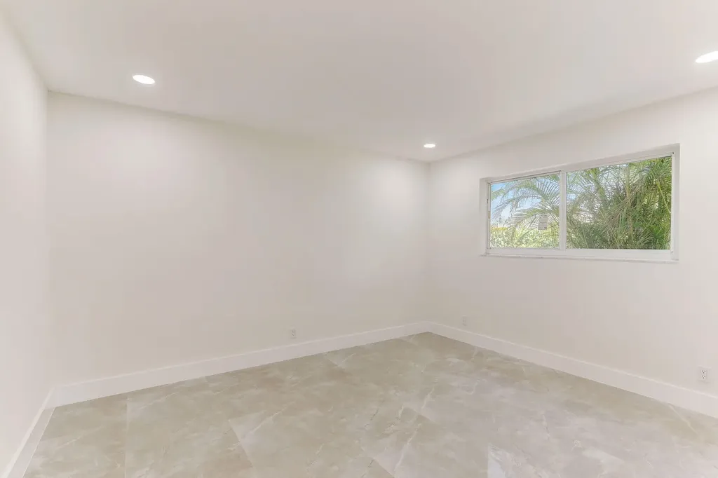 5591 NE 29th Avenue Fort Lauderdale FL 33308