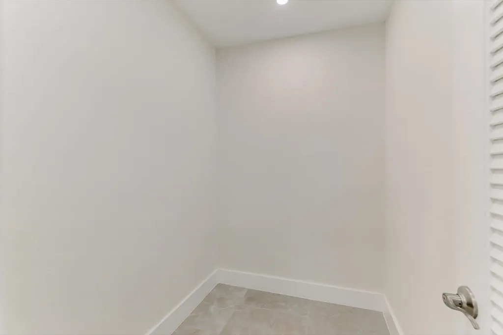 5591 NE 29th Avenue Fort Lauderdale FL 33308