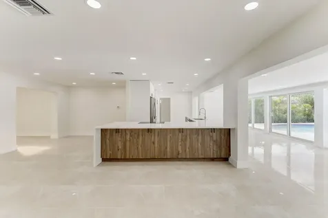 5591 NE 29th Avenue Fort Lauderdale FL 33308