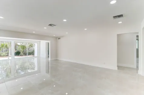 5591 NE 29th Avenue Fort Lauderdale FL 33308