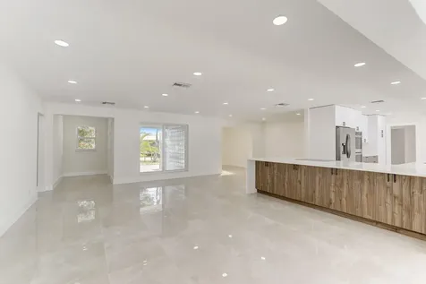 5591 NE 29th Avenue Fort Lauderdale FL 33308