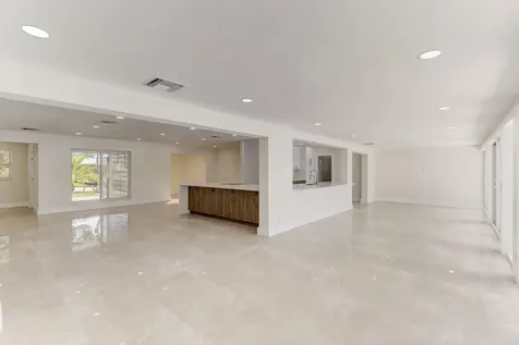 5591 NE 29th Avenue Fort Lauderdale FL 33308