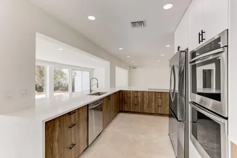 5591 NE 29th Avenue Fort Lauderdale FL 33308