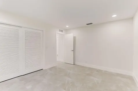 5591 NE 29th Avenue Fort Lauderdale FL 33308