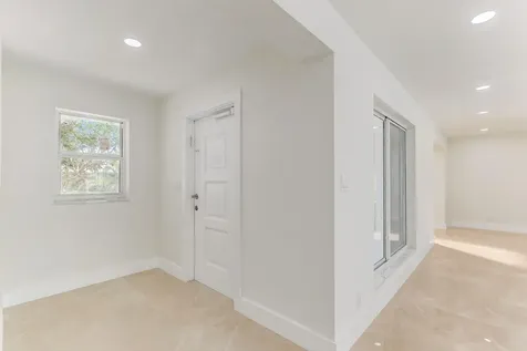 5591 NE 29th Avenue Fort Lauderdale FL 33308