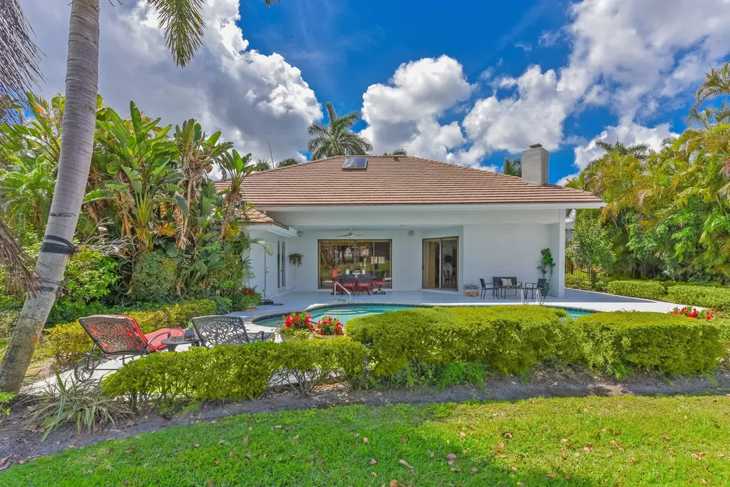 17974 Foxborough Lane Boca Raton FL 33496