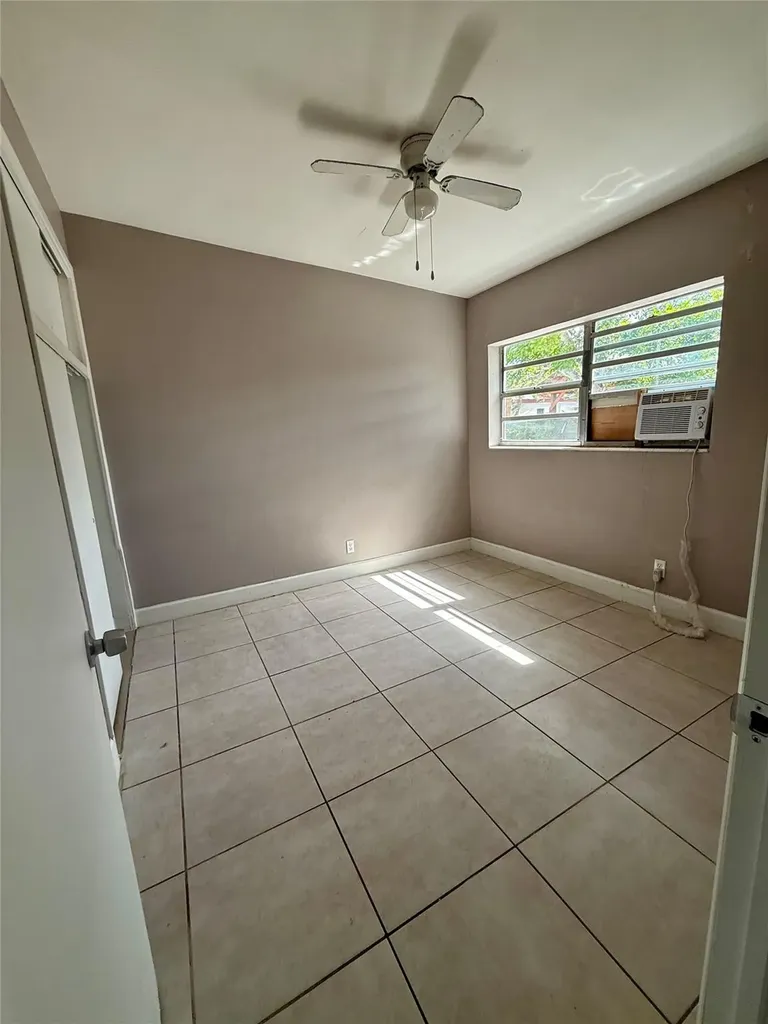 424 NW 15th Terrace Fort Lauderdale FL 33311