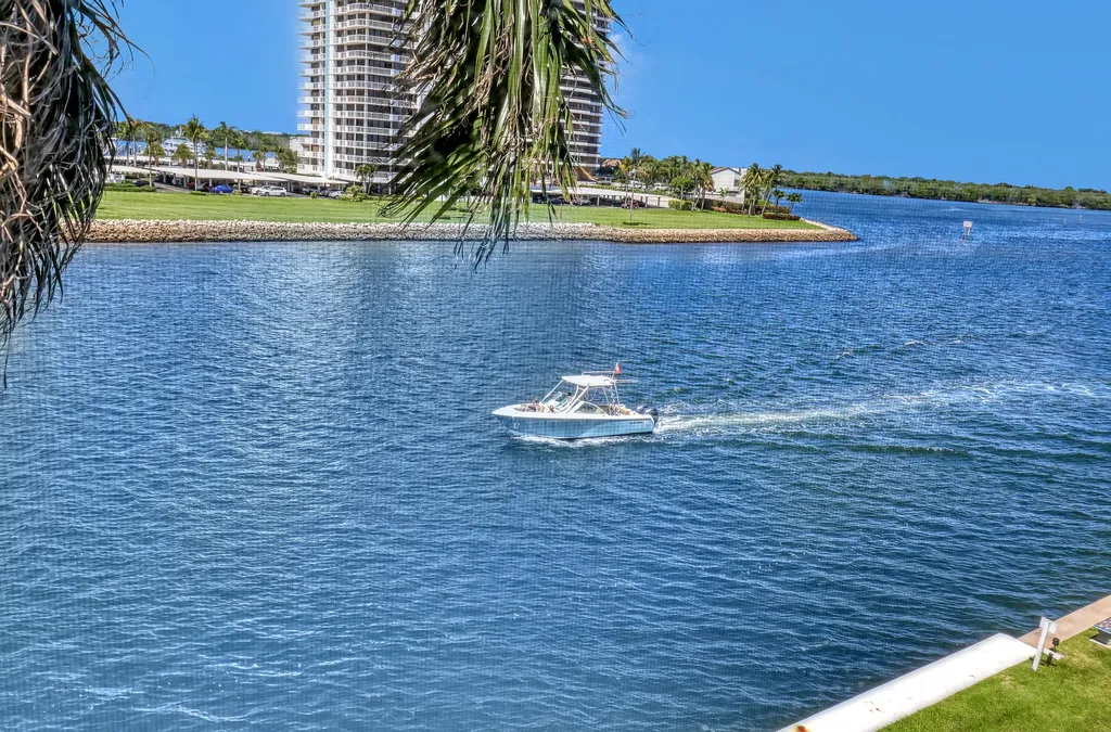 28 Yacht Club Drive North Palm Beach FL 33408