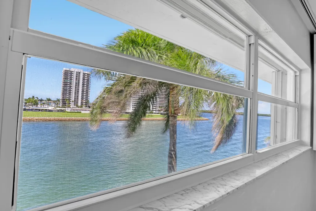 28 Yacht Club Drive North Palm Beach FL 33408