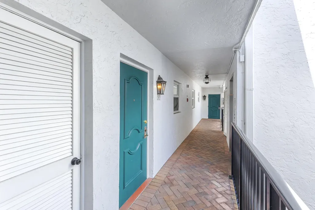 1212 SE 2nd Court Fort Lauderdale FL 33301