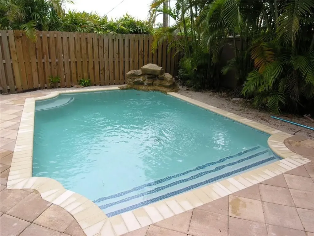 606 N Victoria Park Road N Fort Lauderdale FL 33304