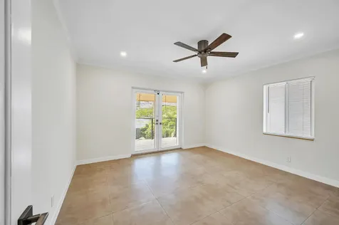 606 N Victoria Park Road N Fort Lauderdale FL 33304