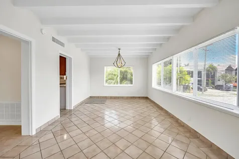 606 N Victoria Park Road N Fort Lauderdale FL 33304