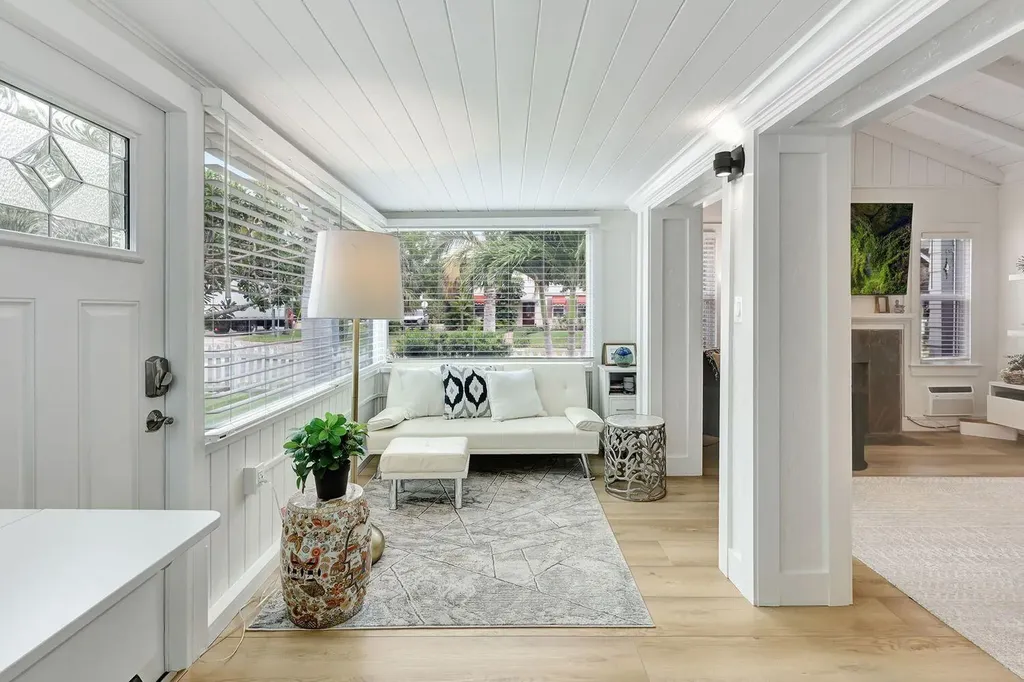 145 N Swinton Avenue Delray Beach FL 33444